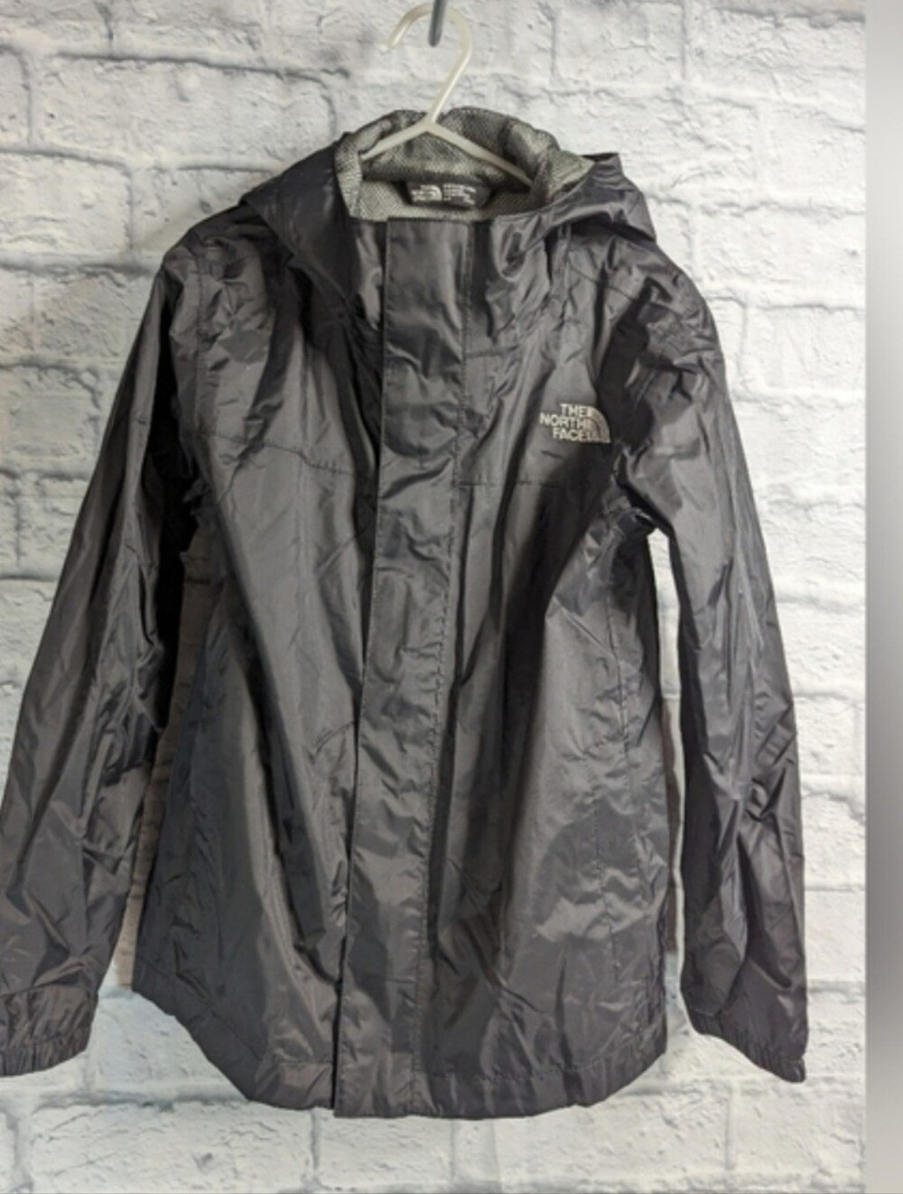 The North Face Boys Small 7/8 Black Nylon Rain Wind Jacket
